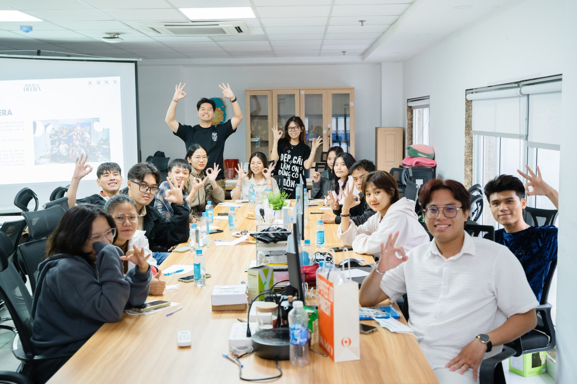 b76499bed5646d792da876d2e51042220fbea141